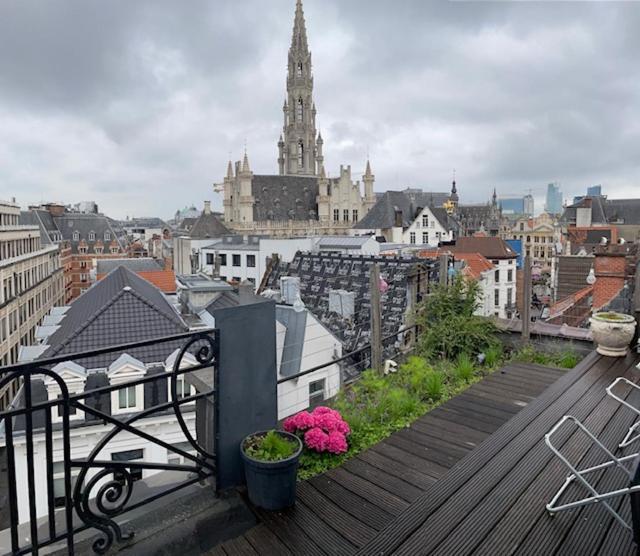 Duplex Dernier étage Avec Terasse à Deux Pas De La Grand Place * Bruxelles
